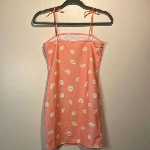 Shein- Light Orange Mini Dress with Daisies and Tie Straps- Size 11-12 Years Old - Picture 2 of 6
